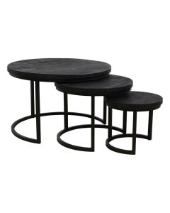Salontafel Winford set van 3 met ronde zwarte houten bladen en zwart metalen onderstellen.
