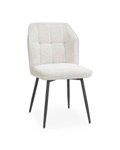 Eetkamerstoel Largo in beige stof Vada met decoratieve stiksels, vooraanzicht schuin van voren.