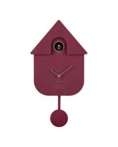 Voorzijde Karlsson Modern Cuckoo Oro wandklok in dark mauve met slinger en gouden wijzers.