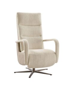 vrijstaand schuin vooraanzicht Alt-tag: Relaxfauteuil Seduto naturel beige met hoge rug en stoffen armleuningen.