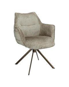 INHOUSE eetkamerstoel Miosa Clay met warme bekleding en bronskleurig draaionderstel, schuin van voren gezien.