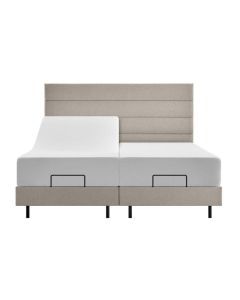 Verstelbare TEMPUR boxspring met hoofdbord en twee liggedeeltes op wit vlak