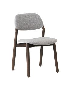 Eetkamerstoel Knut zonder armleuningen met grijze bekleding en donker houten frame schuin van voren