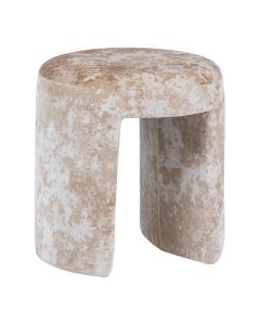 WOOOD Charlie gestoffeerde kruk in beige structuurstof met afgeronde vormen op witte achtergrond