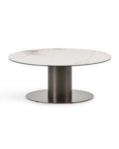 Mont&egrave;l Wheels salontafel met rond keramiek blad in marmer-look en centraal metalen onderstel in Anodic Brown