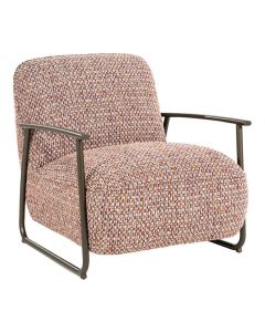 Eleonora Fauteuil Norel in rode Vive-stof schuin van voren met metalen armleuningen.