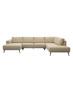 Grote hoekbank in beige stof met chaise longue aan beide zijden en zwarte metalen poten op witte achtergrond