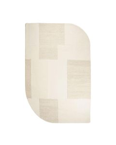 Vloerkleed Contour van By-Boo met organische vorm en vlakken in verschillende beigetinten