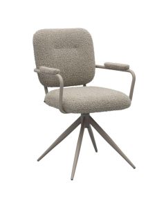 Eetkamerstoel Cielo Toffee met boucl&eacute; bekleding en metalen draaipoot schuin van voren