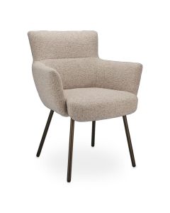 Eetkamerstoel Velar met armleuningen in beige boucl&eacute; stof en metalen poten in anodic brown