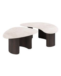 Salontafel Ceramo Organisch set van twee met lichte organische tafelbladen en donkerbruine onderstellen