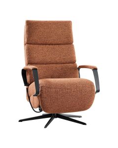 INHOUSE relaxfauteuil Helara S cognac met zwarte metalen armleuningen en 5-teensvoet