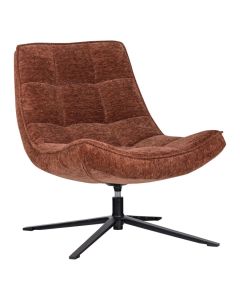 WOOOD draaifauteuil Maudi in bruin chenille met gecapitonneerde zitting en zwarte draaipoot.