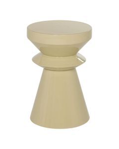 Lichtgele WOOOD Fedde bijzettafel van glanzend metaal met sculpturale ronde vormen.