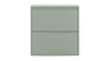 Schoenenkast Billy 2 in saliegroen van Spinder Design met twee kleppen, strak en compact vormgegeven.