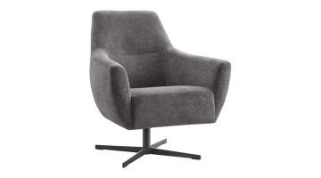 Draaifauteuil Gudo van Pronto Wonen in donkergrijze stof met een moderne uitstraling en een zwarte metalen draaivoet, zijaanzicht.