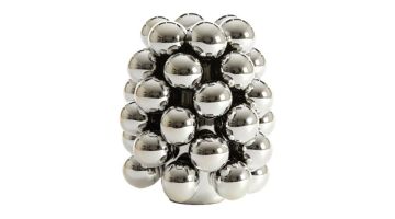 Een zilveren, keramieken vaas Biyang van Light & Living bedekt met meerdere glanzende bolletjes, met een opvallende en moderne uitstraling.