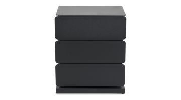 Zwarte ladekast Joey van Spinder Design met een strak en modern design, bestaande uit drie gelakte metalen laden.