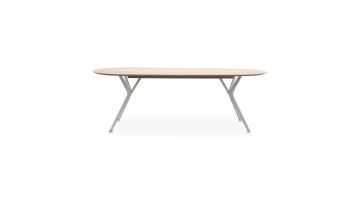 Houten ovale eetkamertafel met een licht metalen onderstel, geschikt voor moderne en Scandinavische interieurs.