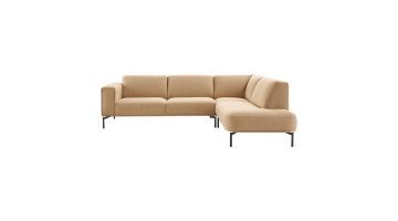 Hoekbank Petara van INHOUSE in okergeel, vooraanzicht met strakke belijning.