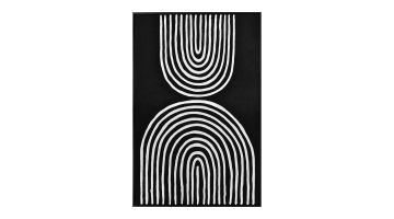 Zwart-witte 3D-wanddecoratie met twee gestileerde bogen boven elkaar, omlijst in een zwarte lijst.