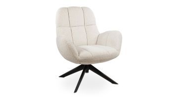 Draaifauteuil Elvis in crème bouclé stof, volledige weergave met comfortabele rugleuning en zwarte draaibare poten.