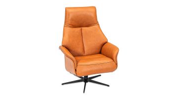 Stadil relaxfauteuil in cognac leder met zwarte draaivoet, vooraanzicht.