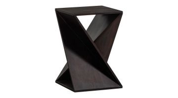 WOOOD bijzettafel Ikem in donkerbruin acaciahout, met unieke geometrische vorm.