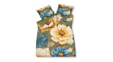 Het Gold Rush dekbedovertrek van Vandyck is versierd met grote bloemen in tinten goud, geel en blauw op een diep donkergroene achtergrond.