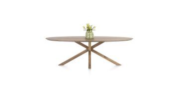 Henders & Hazel eetkamertafel met een ovaal blad van naturel hout en kruispoot van robuust hout, elegant en functioneel.