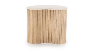 bijzettafel Kira van Eleonora, gemaakt van mangohout met een beige marmeren blad, met een organische en moderne vormgeving.