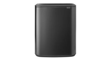Brabantia Bo Touch Bin 2 x 30L in zwart, strak en modern design, frontaal weergegeven.