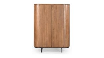 Opbergkast Noria met een elegant geribbeld houten design, perfect voor een moderne inrichting.