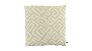Sierkussen Naiwa van Claudi in off-white, met een modern geometrisch patroon, perfect voor een luxe en stijlvolle toevoeging aan je interieur.