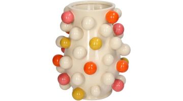 Crèmekleurige vaas met opvallende bollen in roze, oranje en geel, verspreid over het oppervlak.