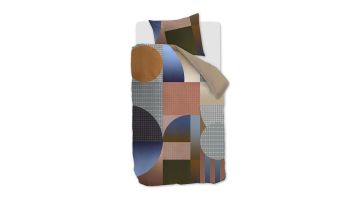 Dekbedovertrek Magic van Beddinghouse Dutch Design in eenpersoons uitvoering met grafische print in aardetinten en blauw.