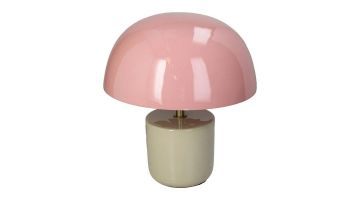 Vooraanzicht van de Lola tafellamp van Kersten met roze metalen kap en taupekleurige metalen voet.