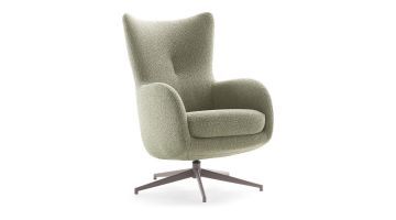 Fauteuil Newbury met lichtgroene bekleding, hoge rugleuning en draaibaar onderstel, schuin zijaanzicht op witte achtergrond.