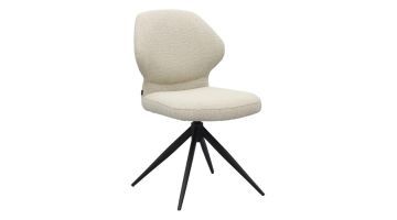 Eetkamerstoel Bione Rhodos Natural met zwart draaionderstel, schuin van voren gefotografeerd