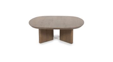 Salontafel Stef Small in bruin hout, met afgerond blad en robuuste poten, gefotografeerd tegen een witte achtergrond.