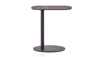 montèl bijzettafel oval met donker keramieken blad en zwart metalen onderstel, zijaanzicht