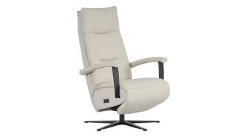 Montèl Chic relaxfauteuil in leder B, vooraanzicht in neutrale kleur met zwarte armleuningen.