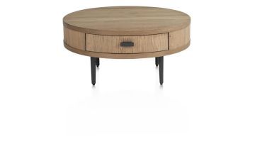 Happy@home salontafel Zade in ronde vorm, uitgevoerd in gelakt eikenfineer in de kleur dune, met zwart metalen poten.