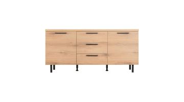 Dressoir Paranno van Pronto Wonen in naturel houtlook met twee deuren, drie laden, zwarte handgrepen en metalen onderstel.