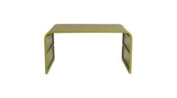 Zuiver Tiles salontafel in glanzend olijfgroen, volledig van keramische tegels met afgeronde hoeken, gefotografeerd recht van voren.