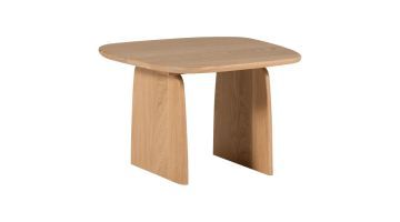 WOOOD salontafel Tablo van transparant gelakt eikenhout met afgeronde vormen, weergegeven op witte achtergrond.