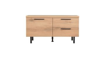 Tv-meubel Paranno 110 cm in naturel houtlook met zwarte handgrepen en metalen poten, vooraanzicht gesloten.