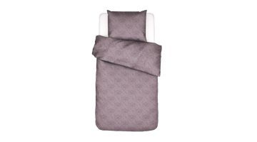 Essenza Melipa dekbedovertrek in paarse tint, eenpersoons opgemaakt bed met tonale bloemenprint en bijpassende kussens, rustig en stijlvol gepresenteerd.