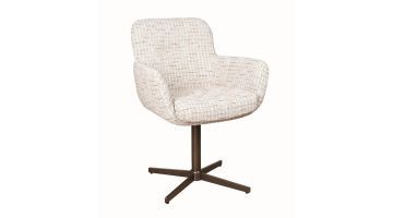 Beige Trendhopper armstoel Helsinki met ronde kuipzitting en metalen kruisvoet op witte achtergrond.