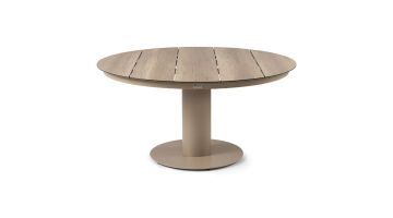 Callisto Outdoor tuintafel Vigo met rond HPL tafelblad in houtlook en aluminium plateauvoet in clay kleur